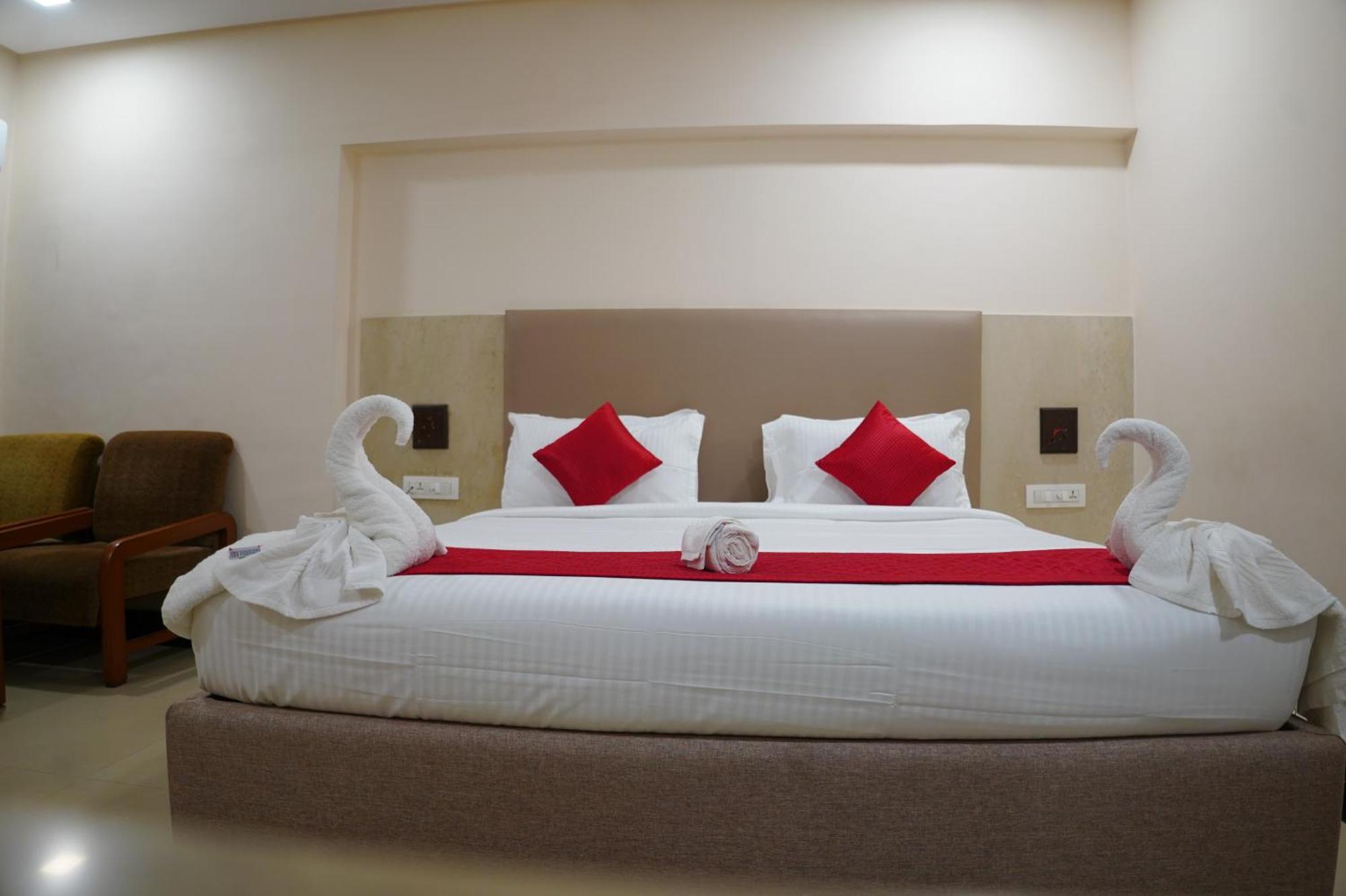 Hotel Grand Nagarjuna By Konark Hotels Guntūr Extérieur photo